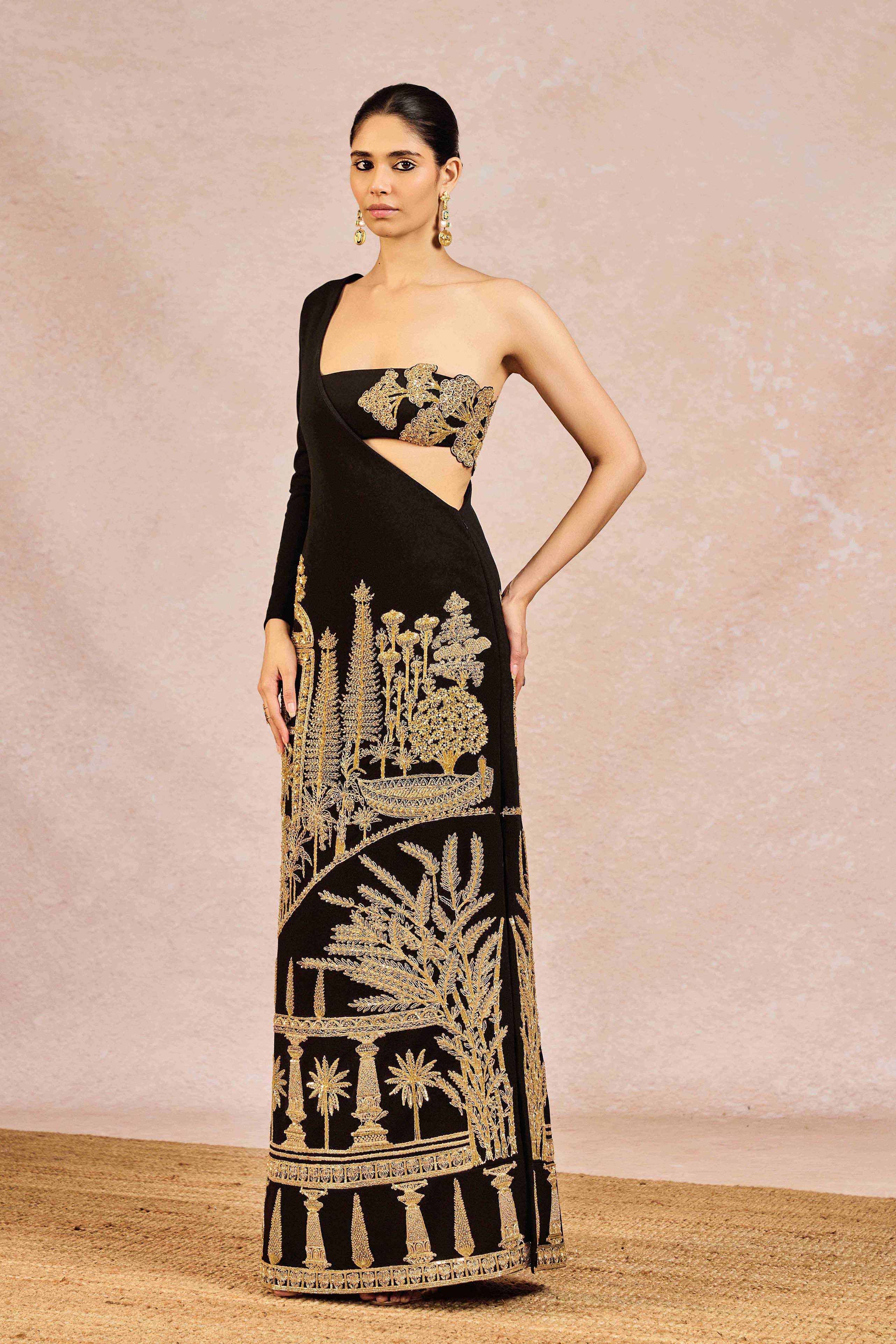 'Aankhon Ka Paigam' Gown - Image 4