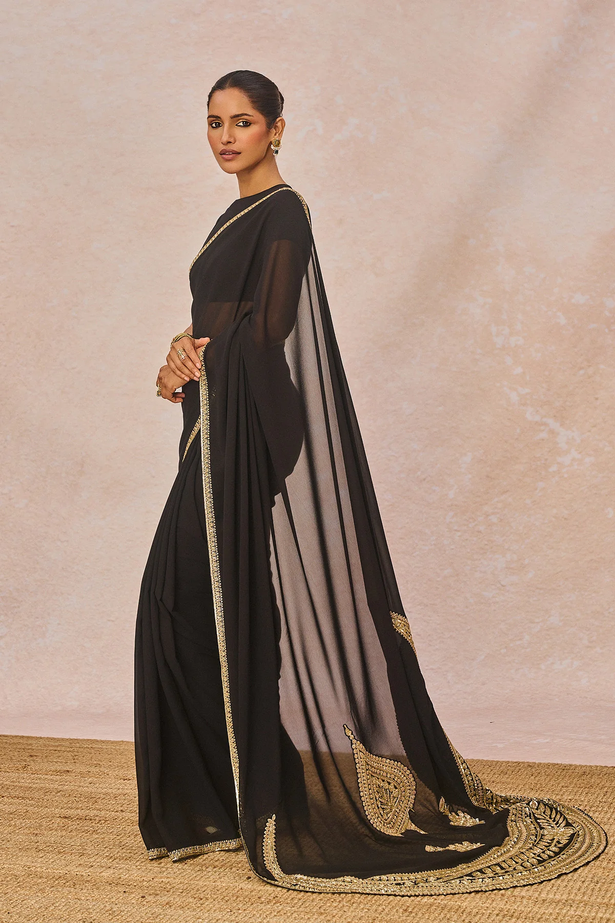 'Aankhon Ka Paigam' Saree - Image 2