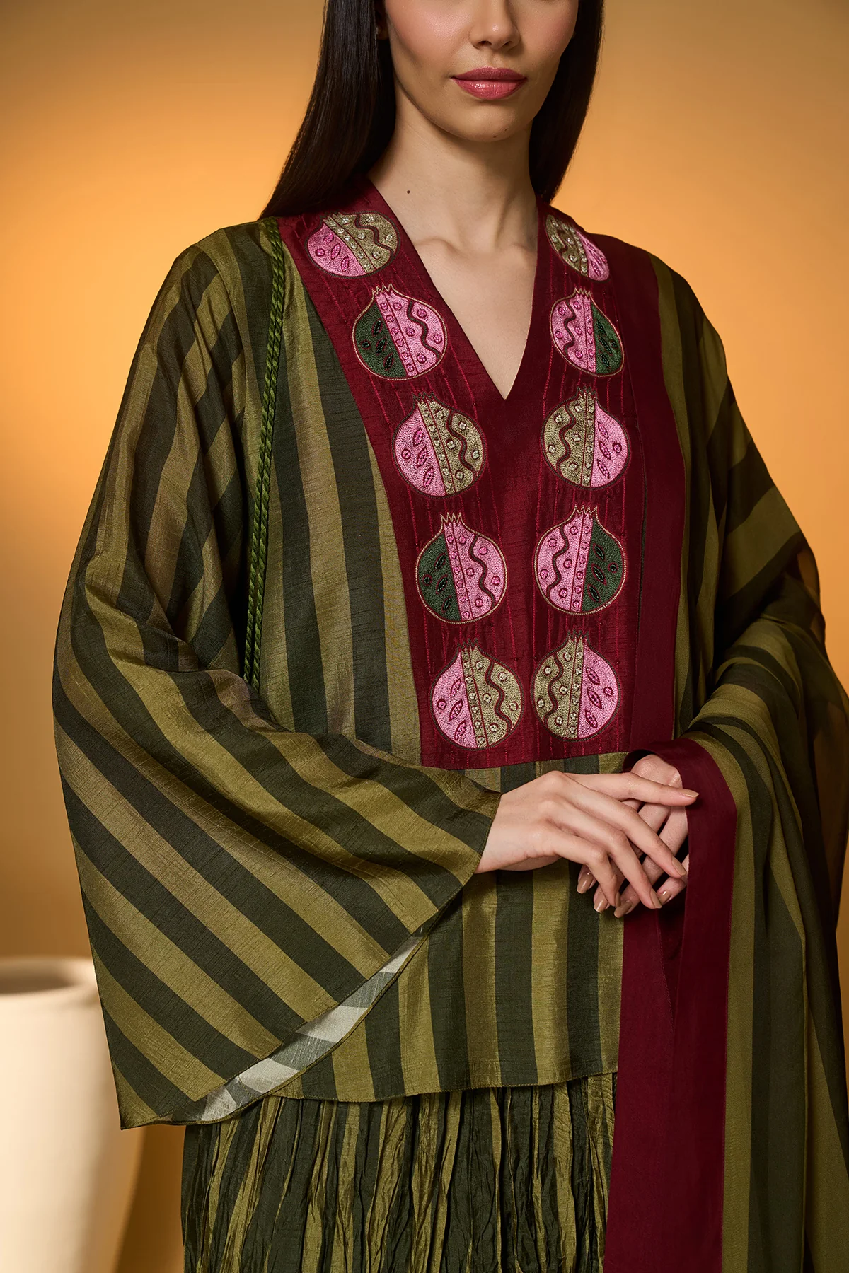 Anar Garden Skirt Set - Image 9