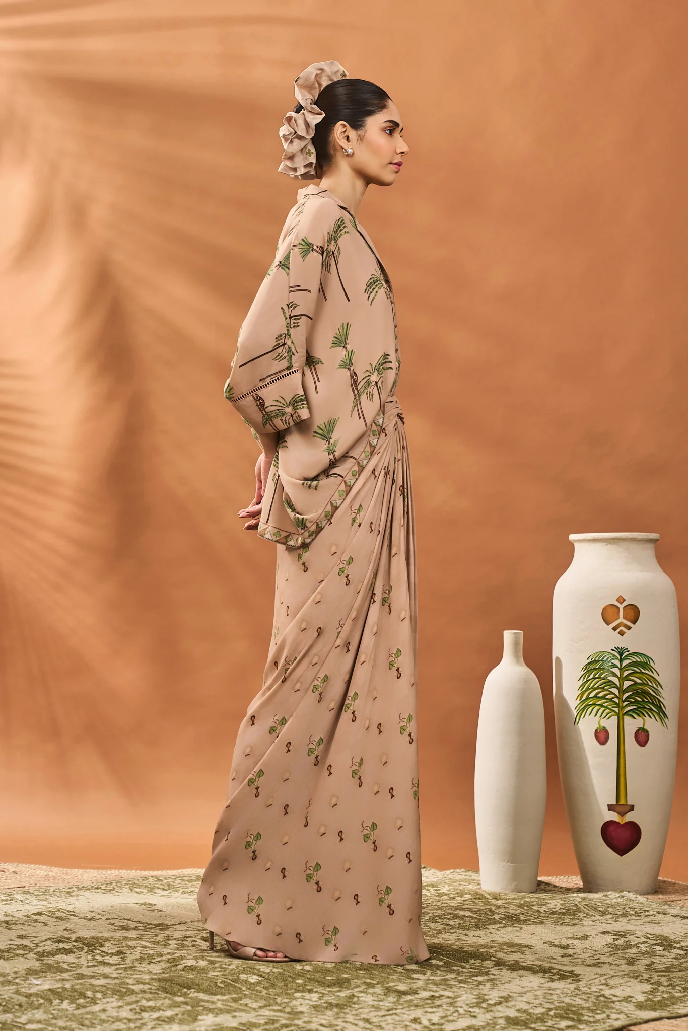 Beige Blooming Board Fusion Set - Image 5