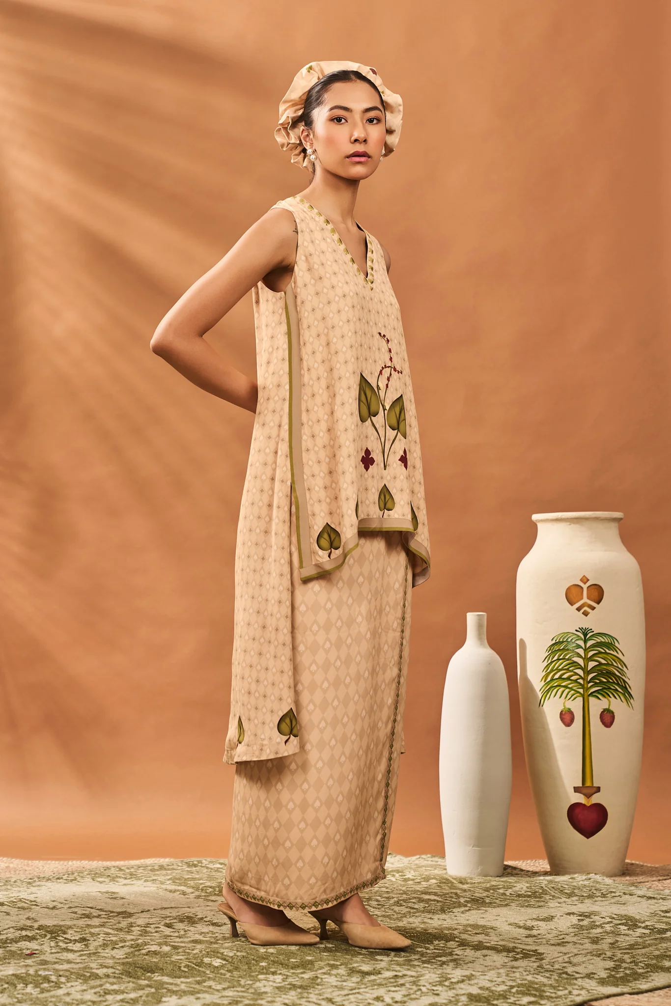 Beige Clover Checks Fusion Set - Image 5