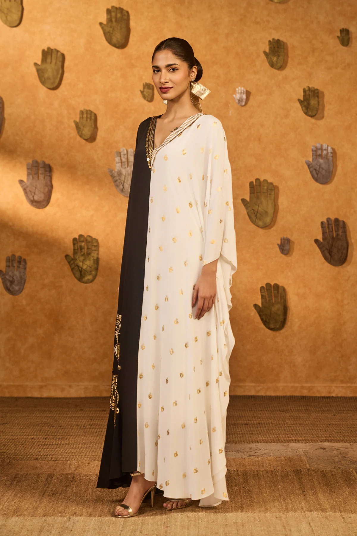 Black And White Heartbeat Kaftan - Image 6