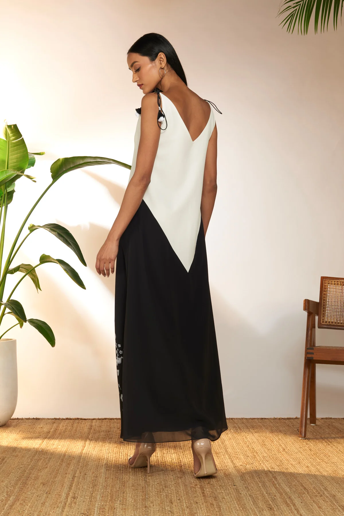 Black And White Tropicool Spaghetti Dress - Image 5