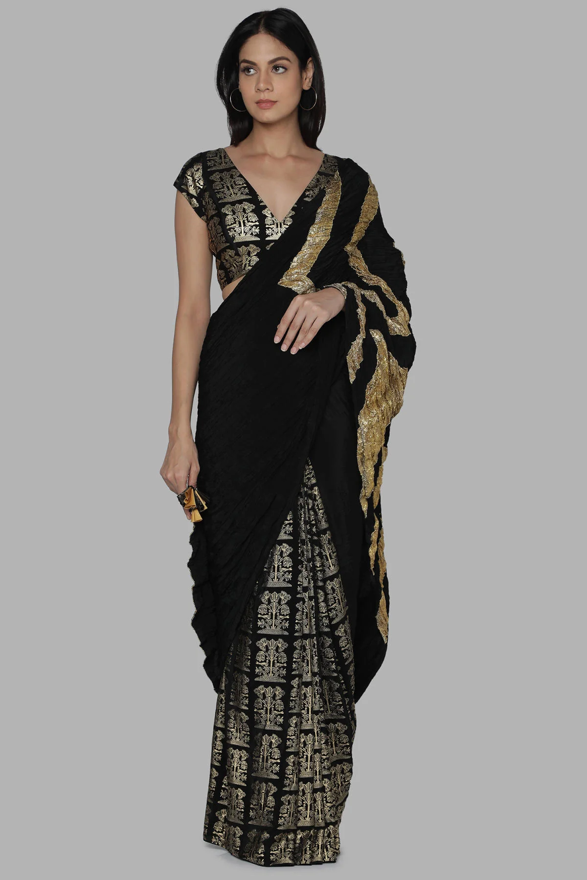 Black Bunch Of Birds Crinkle Gota Sari - Image 3
