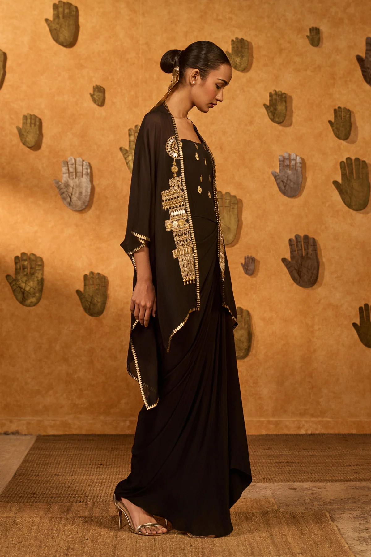 Black Heartbeat Draped Cape Set - Image 9