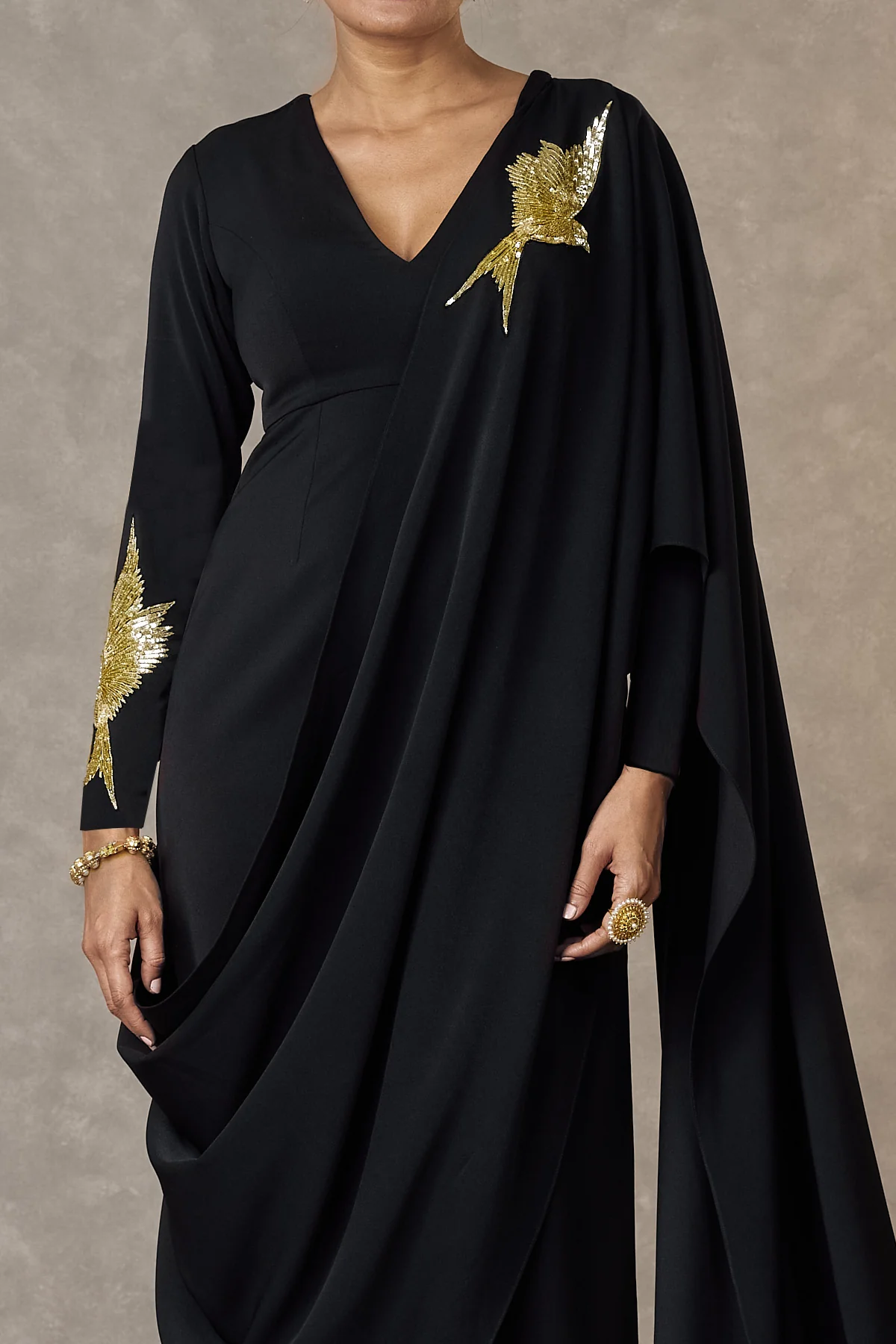 Black Son Chidiya Saree Gown - Image 3