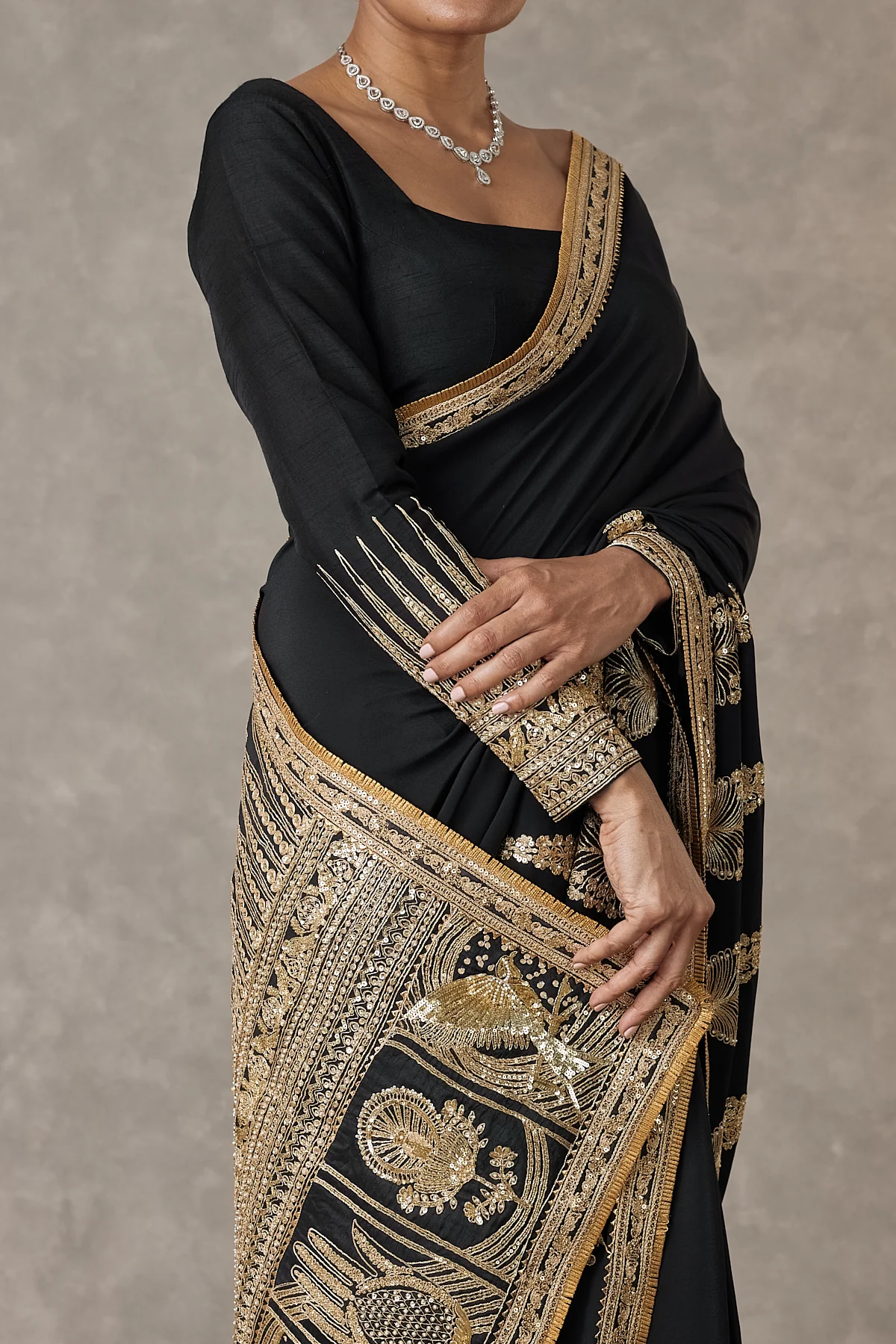Black Son-Patti Saree - Image 3