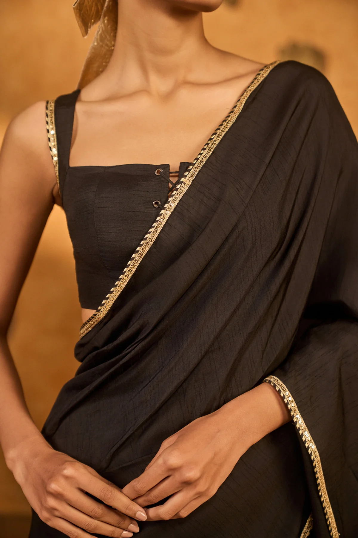 Black Stillwater Bloom Saree - Image 4