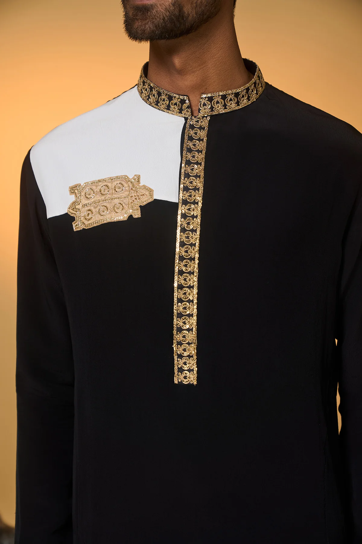 Black & White Turtle Tale Kurta Set - Image 7