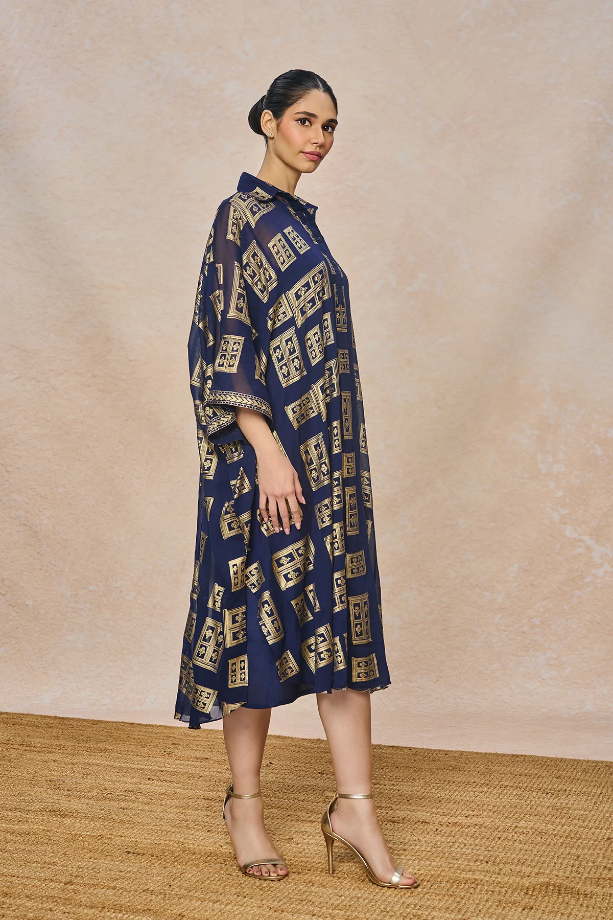 Blue Open Doors Foil Collar Kaftan - Image 4
