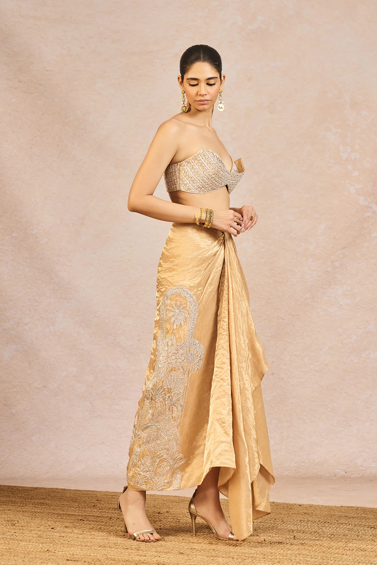 'Chandani' Set - Image 3