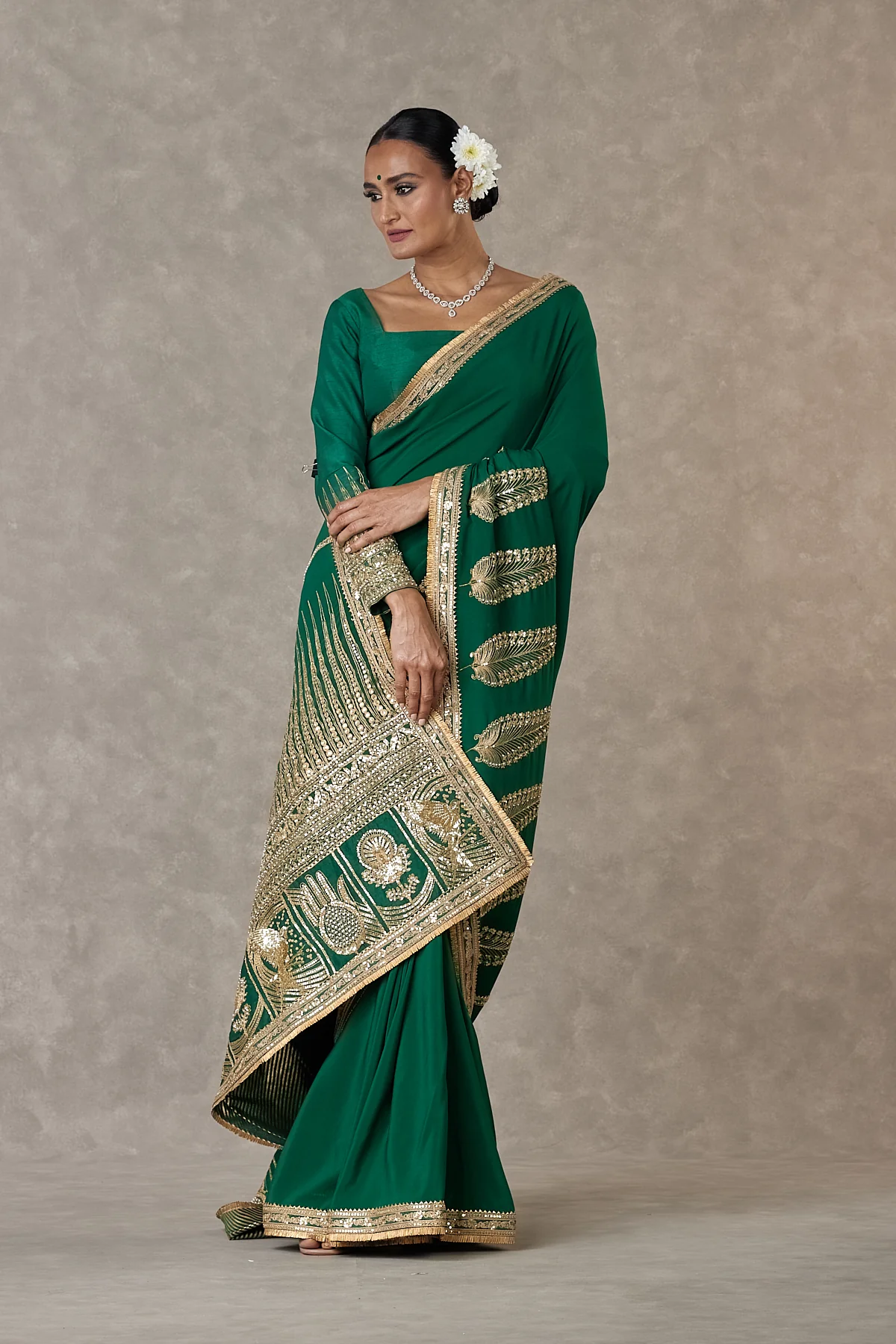 Dark green Son-Patti Saree - Image 4