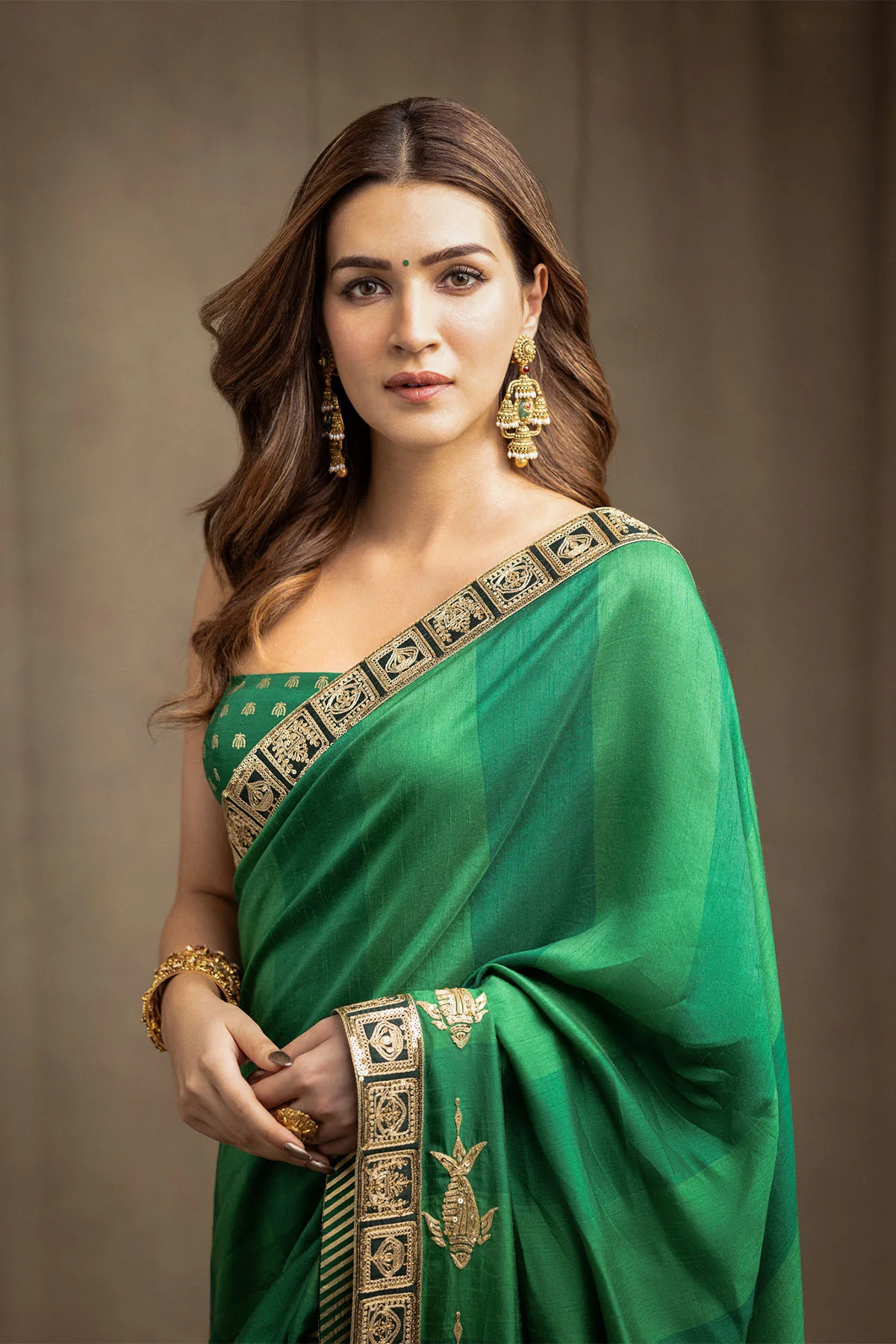 Green Mystic Saree - Image 2