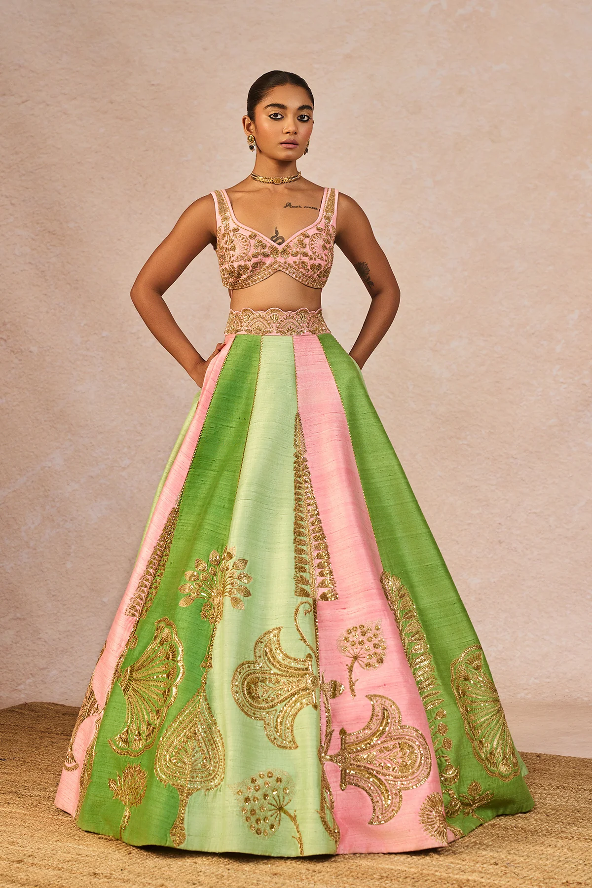 The 'Gulposh' Lehenga - Image 4