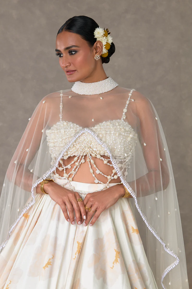 Ivory Nurvi Skirt Set - Image 16