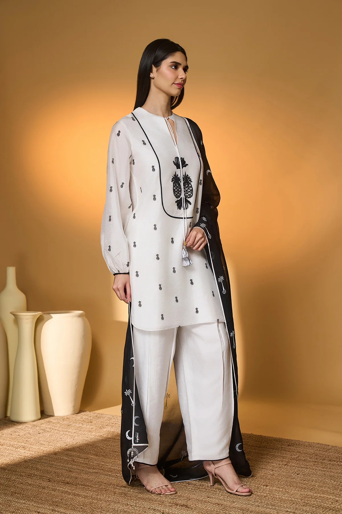 Ivory Pine-Code Kurta Set - Image 2