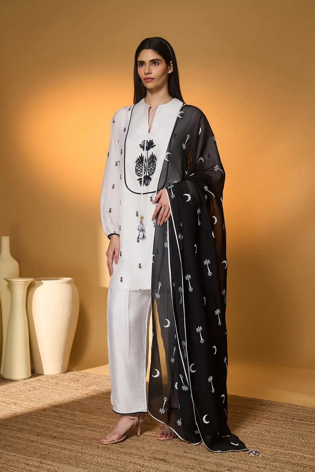 Ivory Pine-Code Kurta Set - Image 7