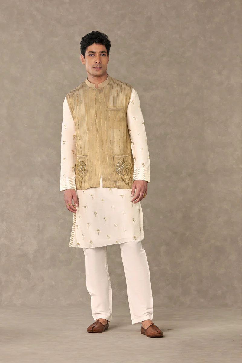 Ivory Wine Garden Kurta - Image 4
