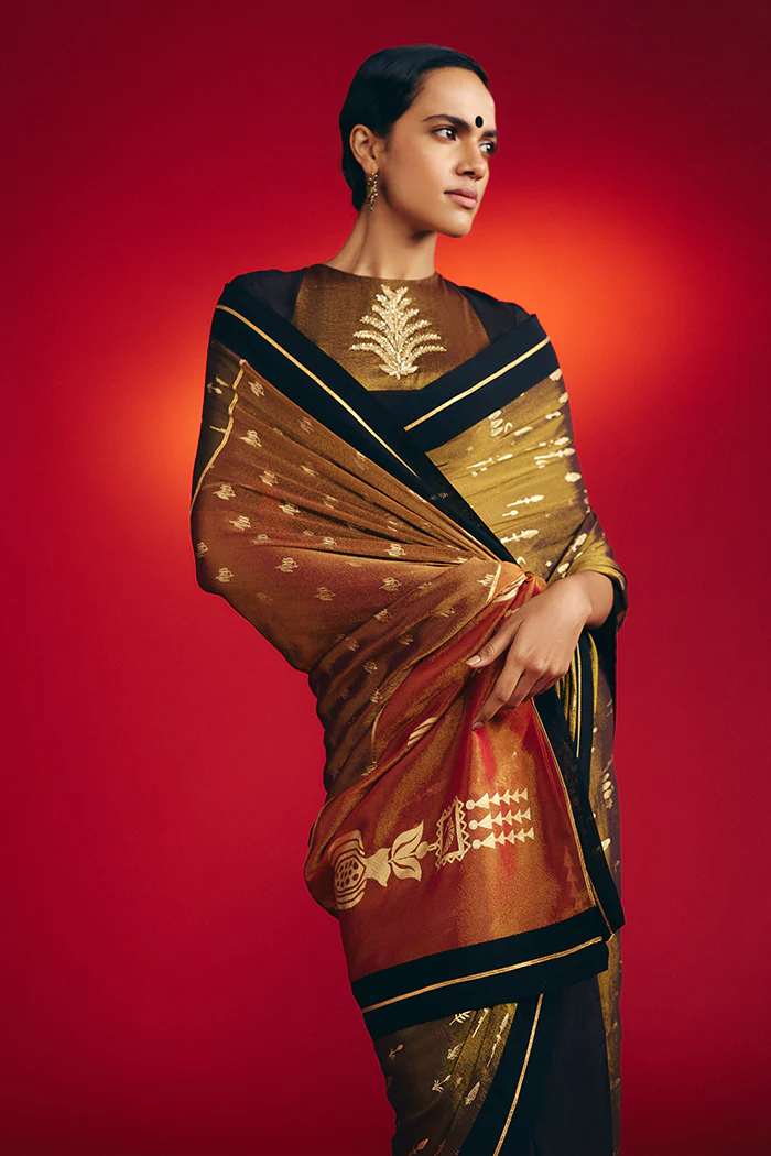 Midnight Amber Saree - Image 2