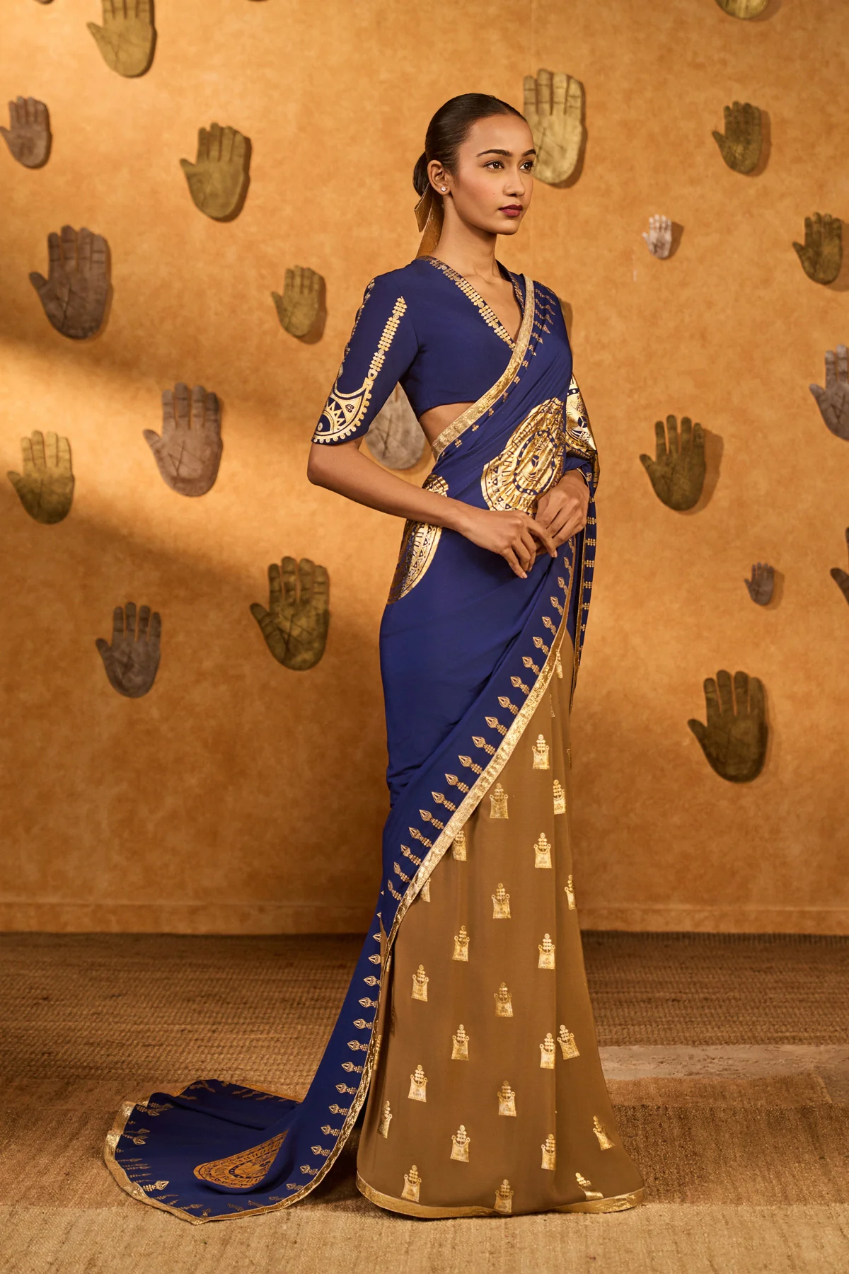 Mocha And Sapphire Moonfish Saree - Image 4