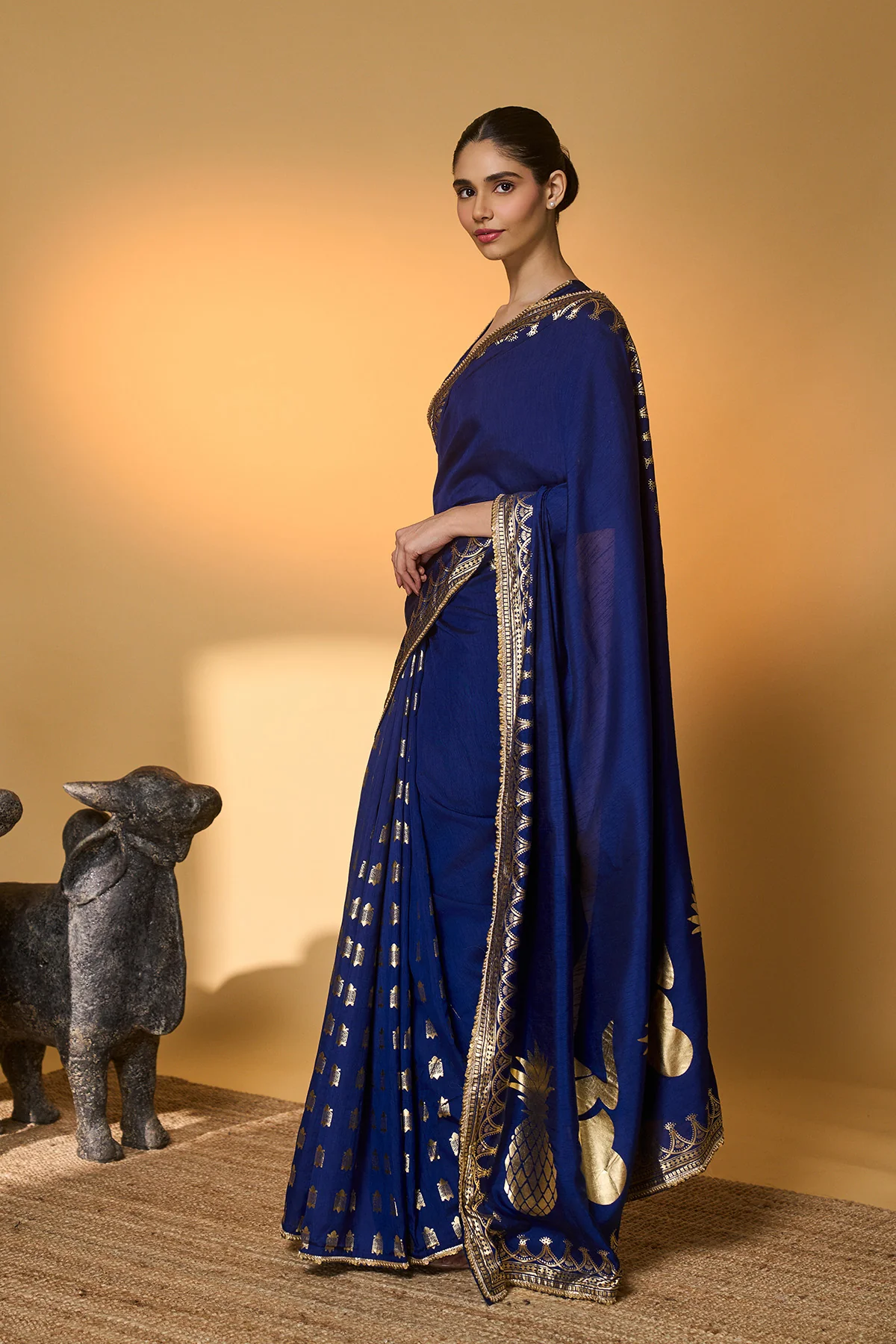 Navy Blue Amber Arches Saree - Image 6