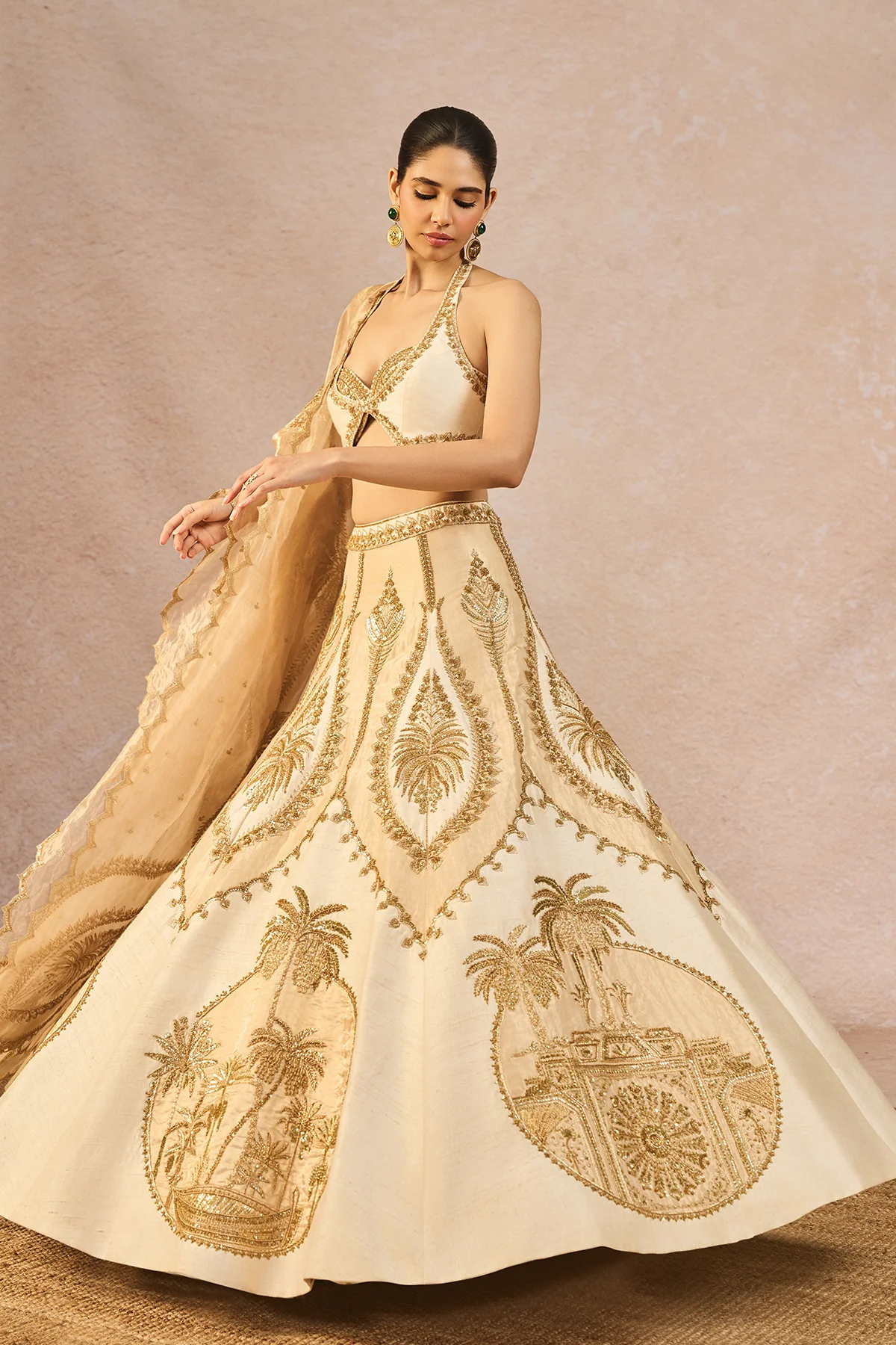 The 'Noor Ban Gaye' Lehenga - Image 12