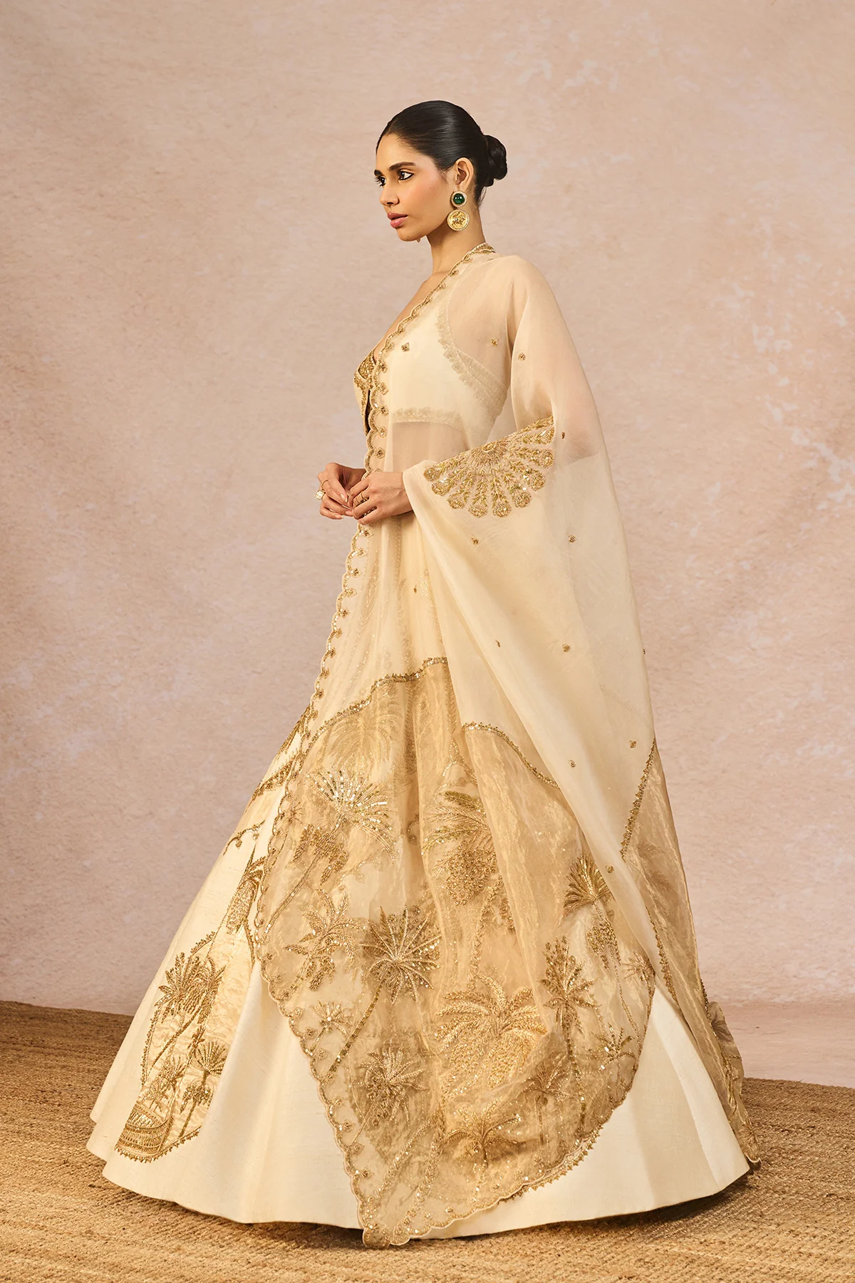 The 'Noor Ban Gaye' Lehenga - Image 15