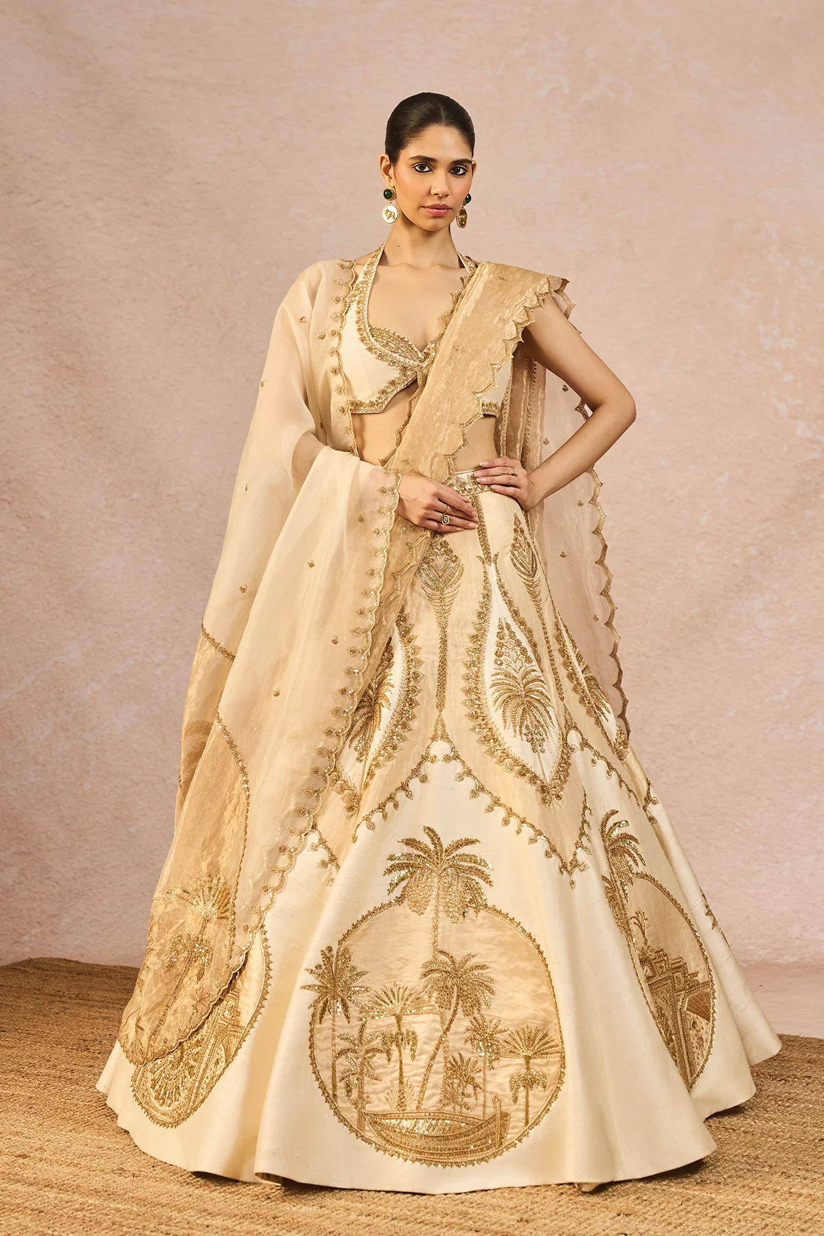 The 'Noor Ban Gaye' Lehenga - Image 4