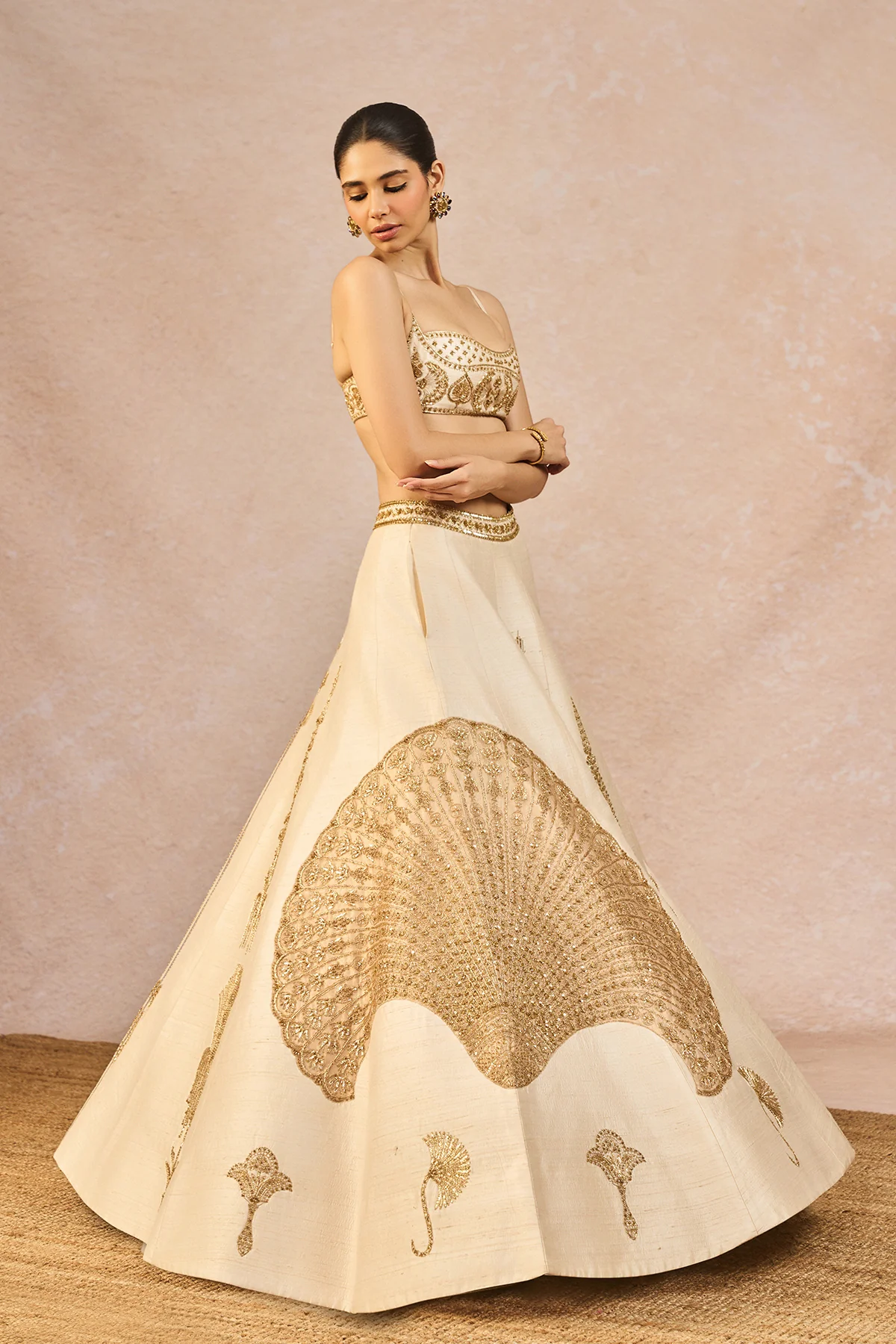 The 'Pehli Kiran' Lehenga - Image 8