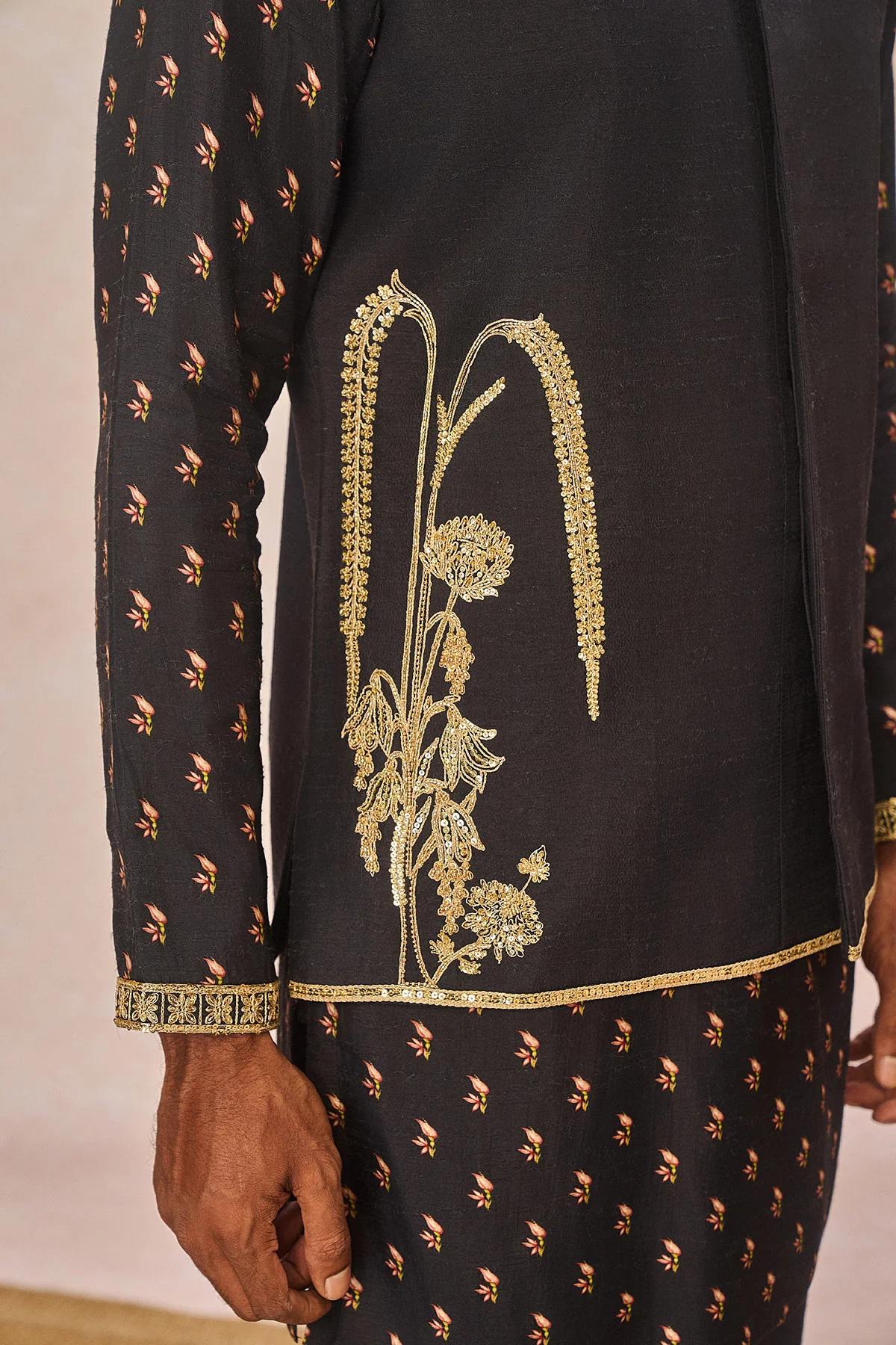 'Pyaar Ke Charche' Bandi Set - Image 3