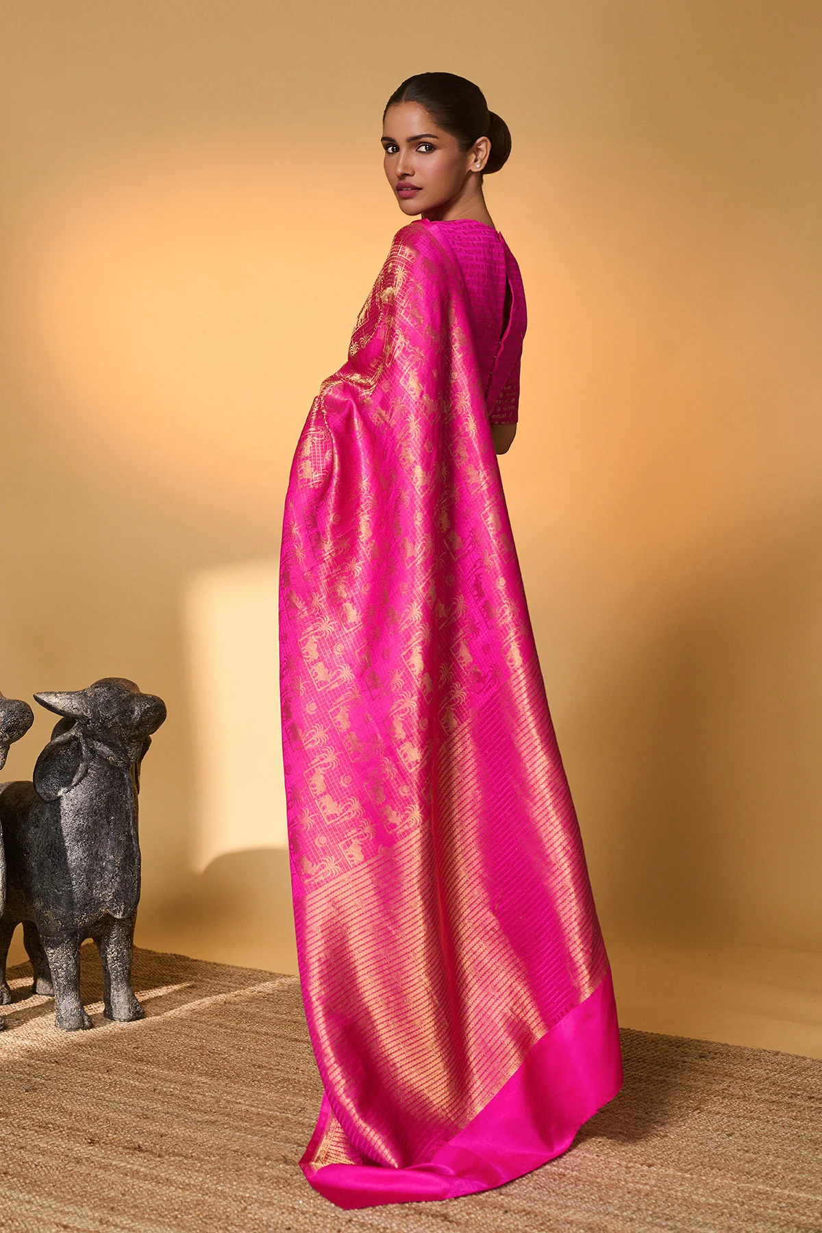 Rani Chaand Chaukor Saree - Image 4
