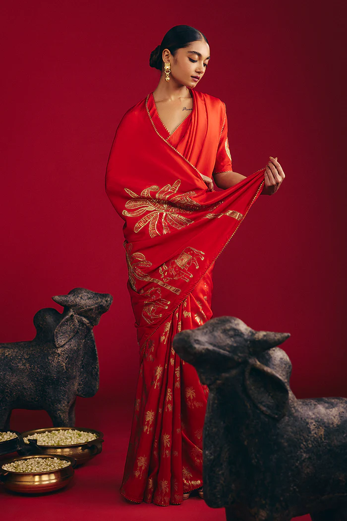 Red Tropical Nandi Saree - Image 2