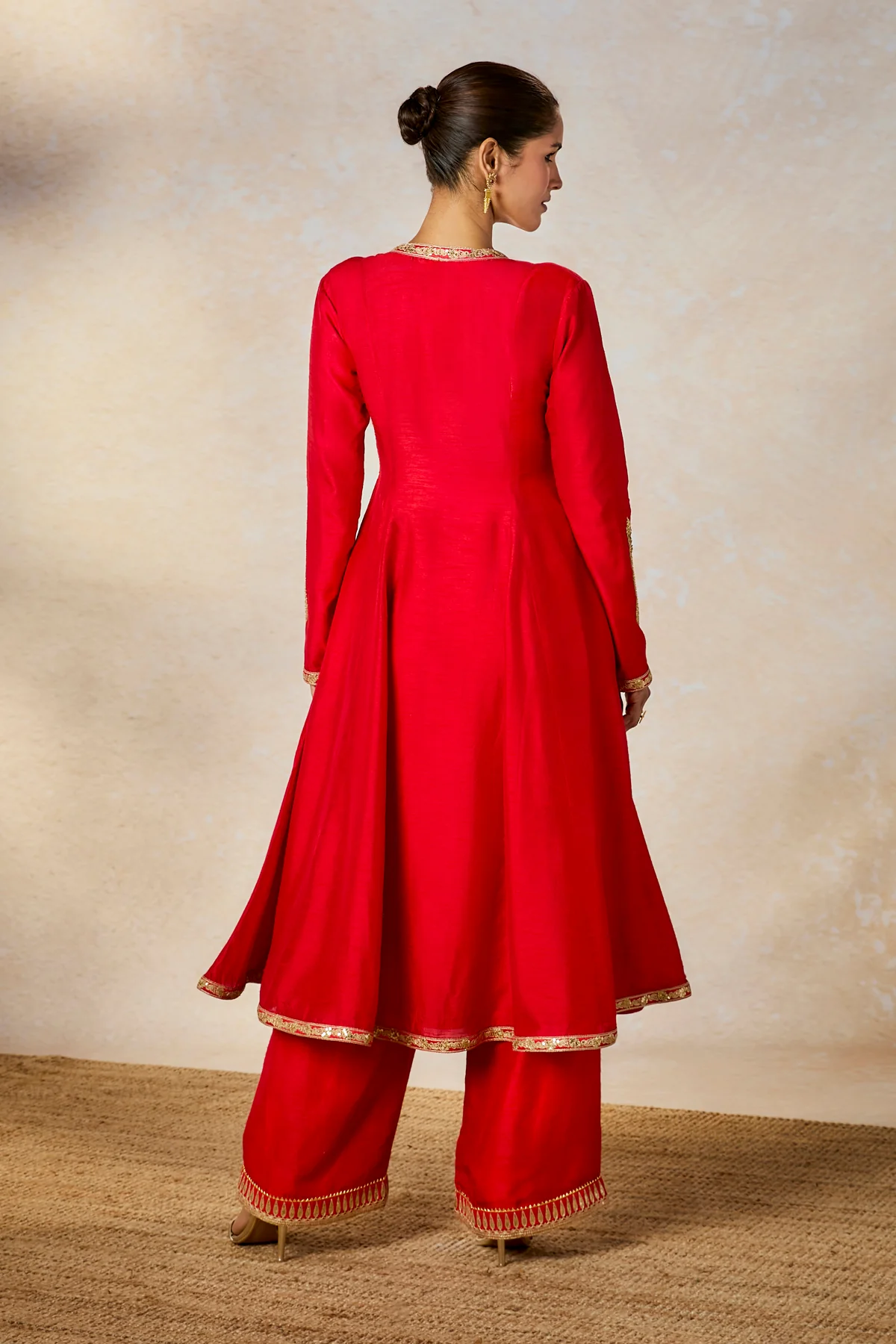 Red Whispering Lily Set - Image 5