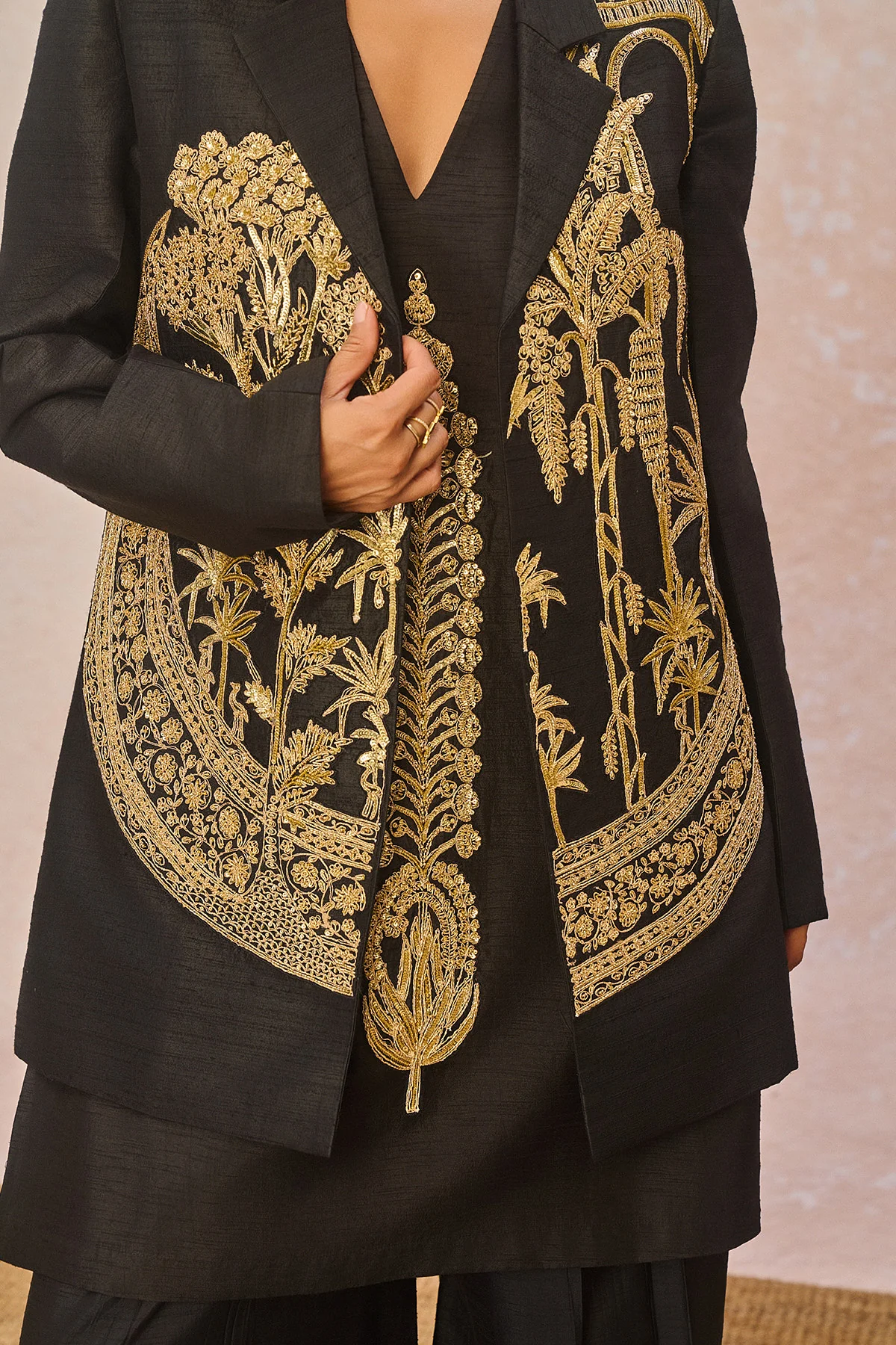 'The Aankho Ka Paigam' Blazer Set - Image 4