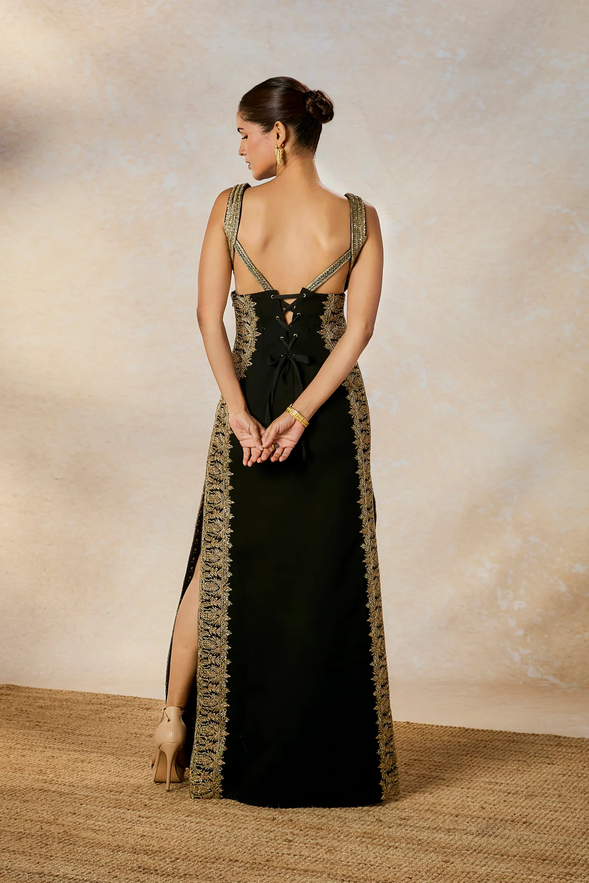 The Anjeer Pak Gown - Image 6