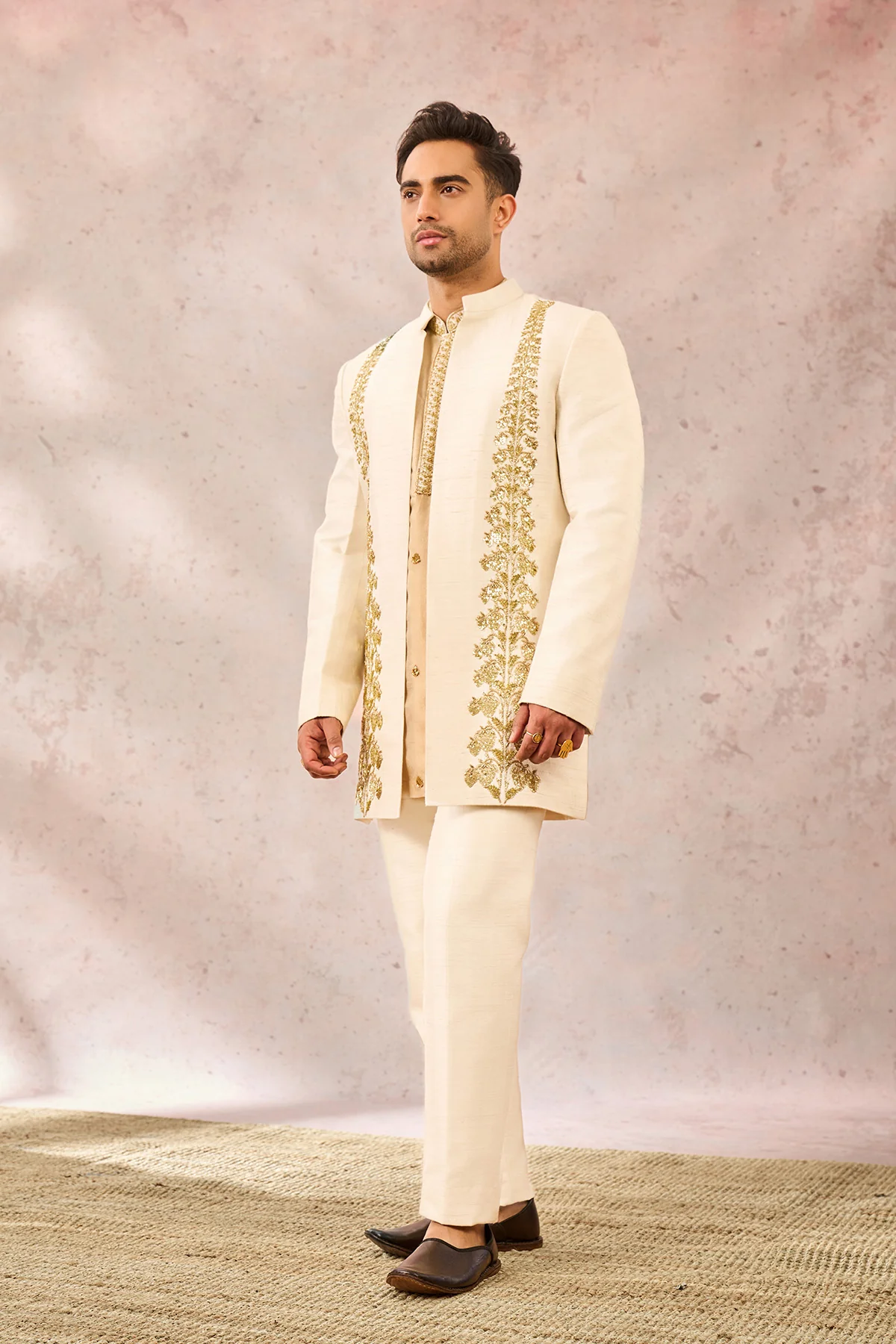 The Kaju Katli Raja Koti Set - Image 4