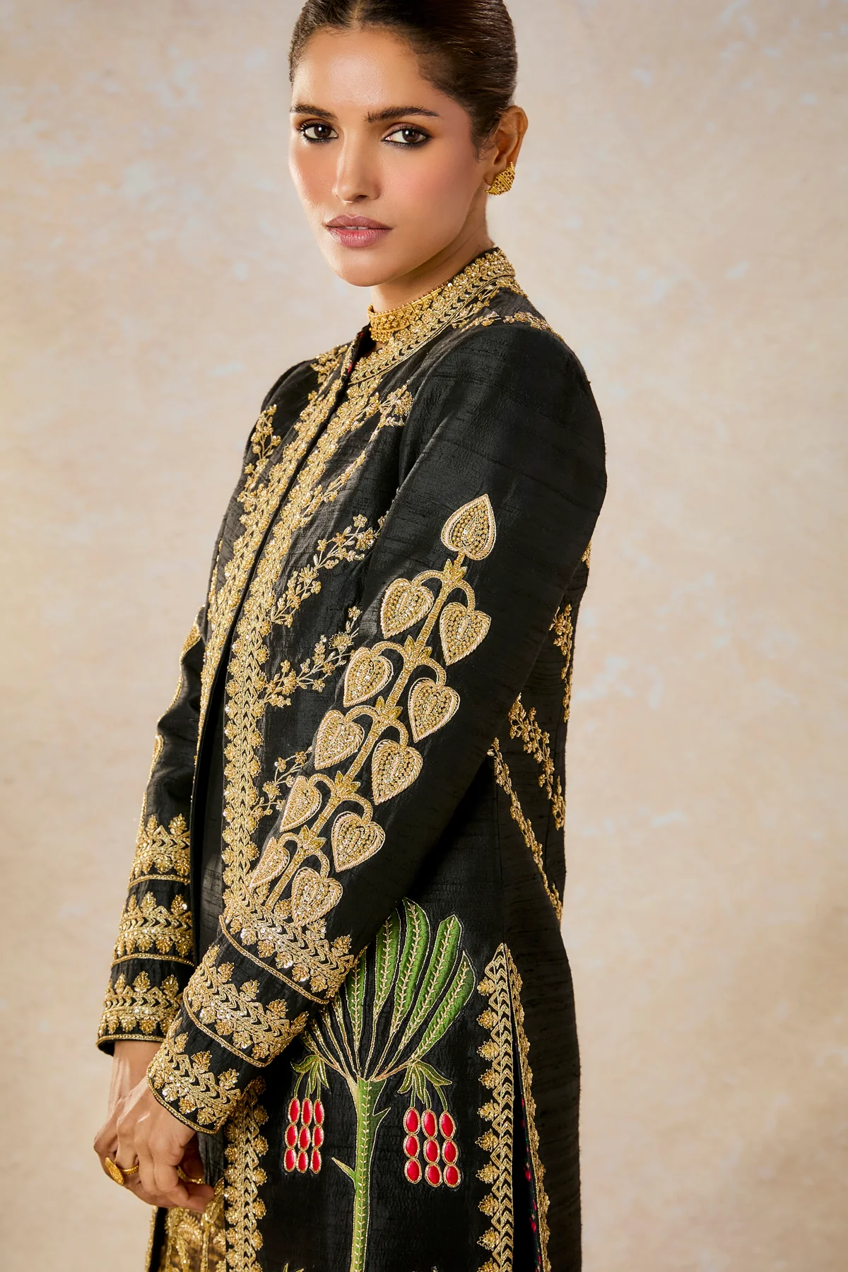 The Kala Khatta Salwar Set - Image 12