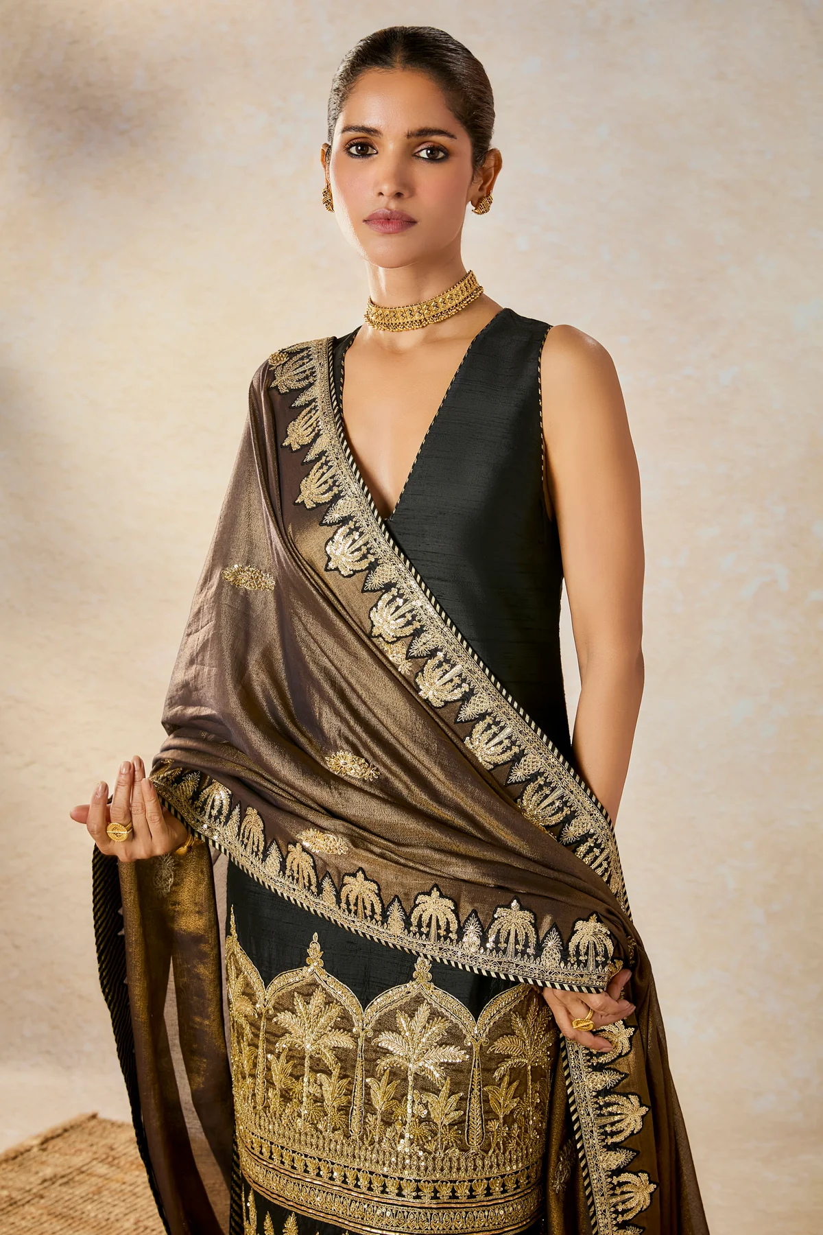 The Kala Khatta Salwar Set - Image 3