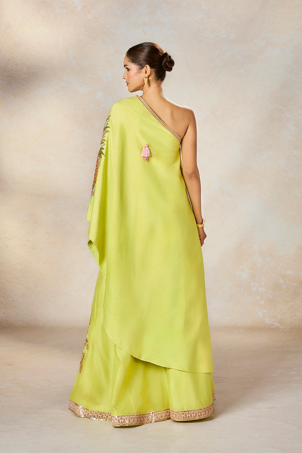 The Pista Khulfi One Shoulder Set - Image 4