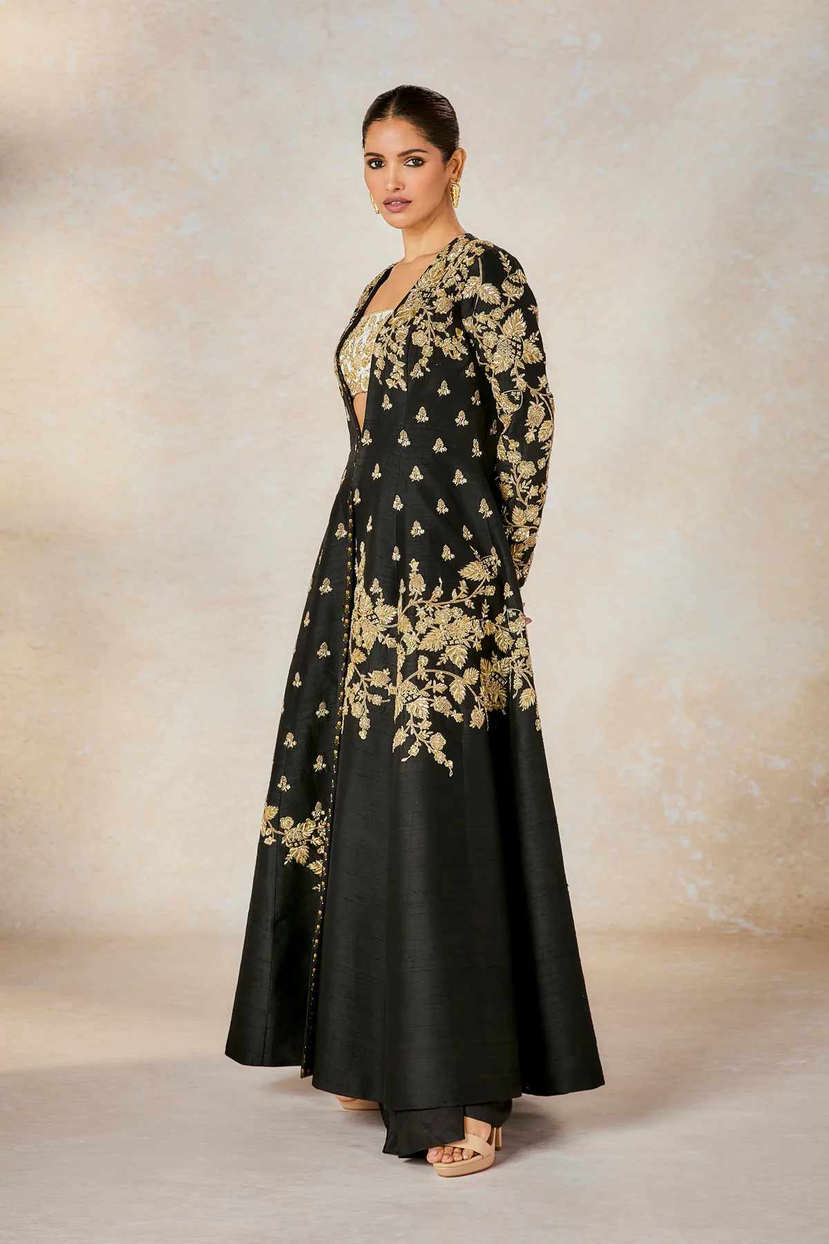 The Raat Rani Jacket Set - Image 3