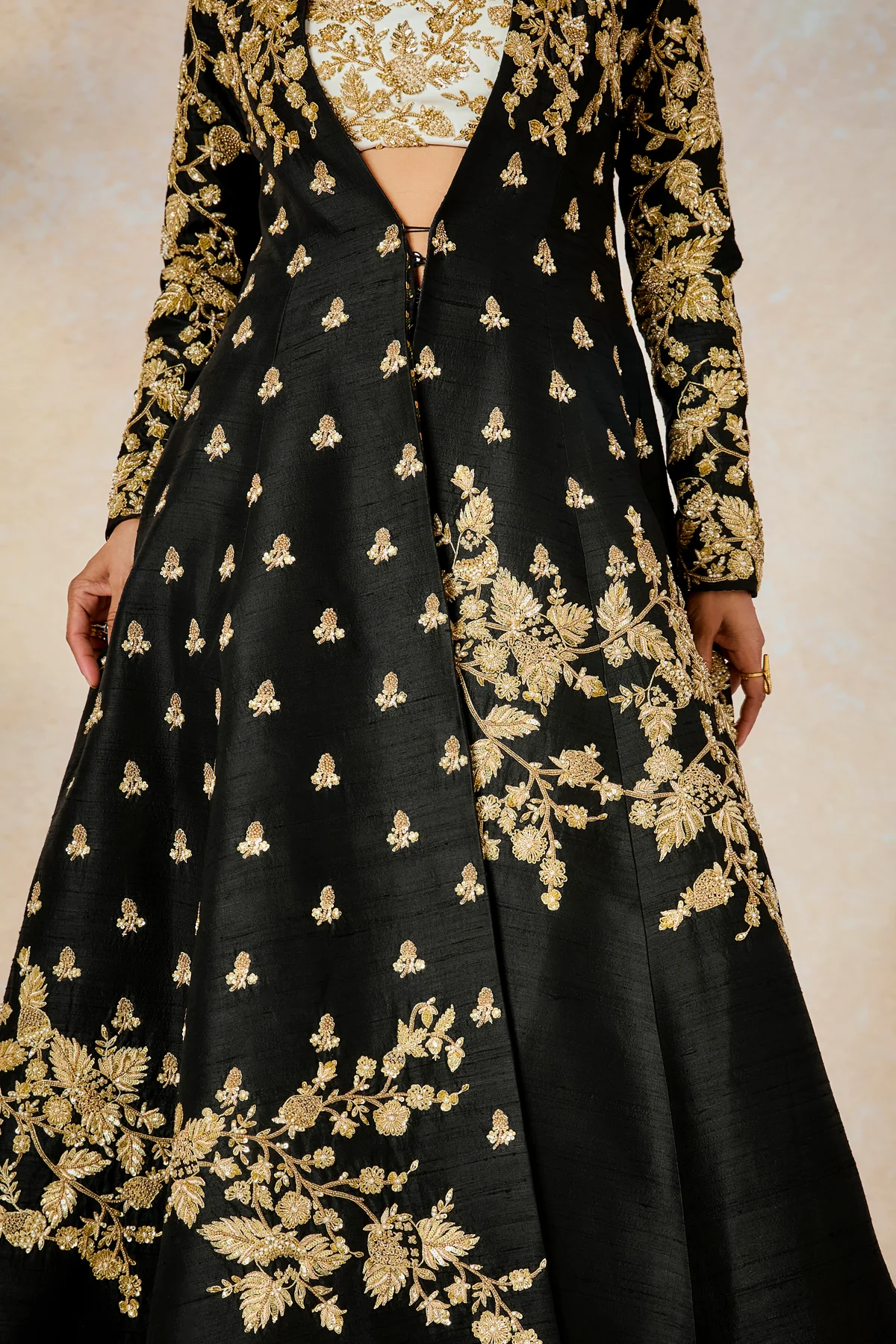 The Raat Rani Jacket Set - Image 6
