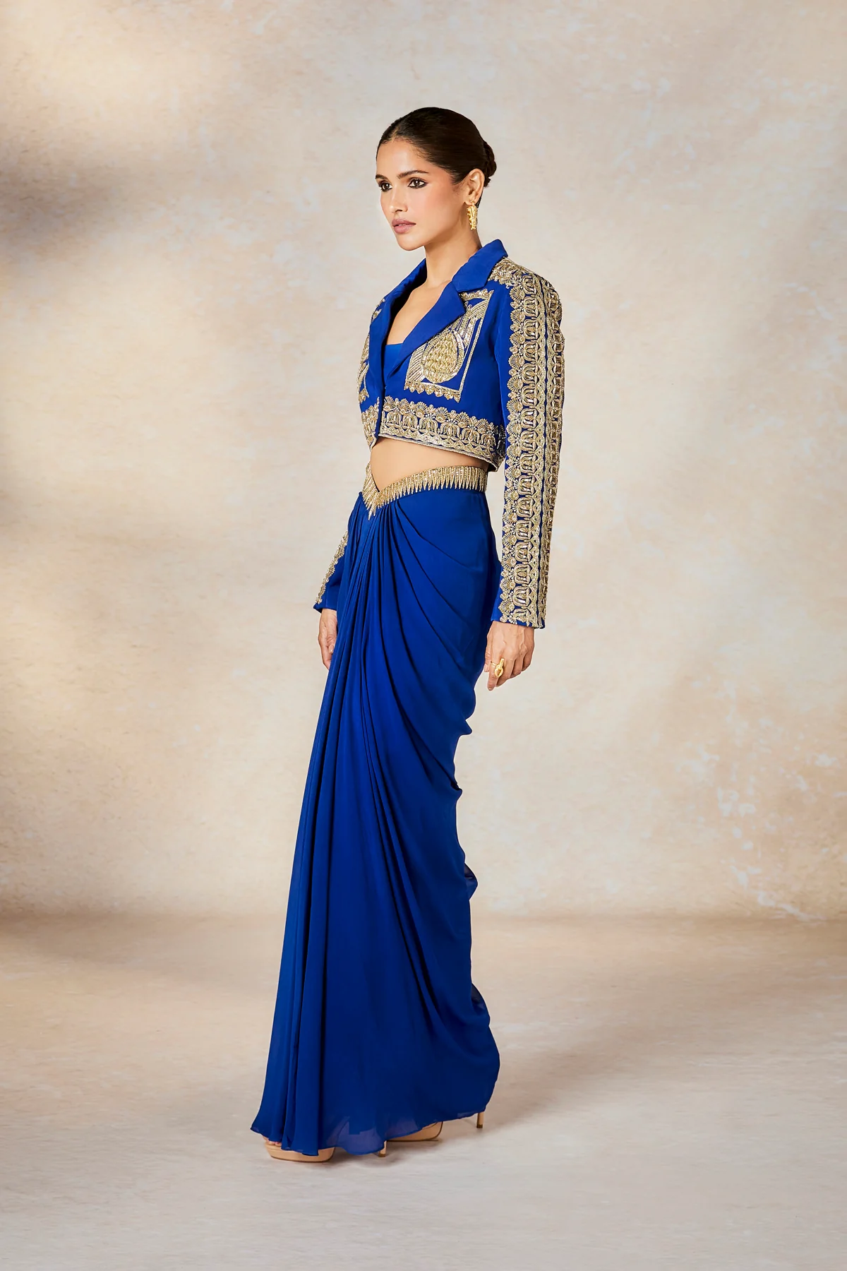The Saanjh Baug Cropped Blazer Set - Image 5