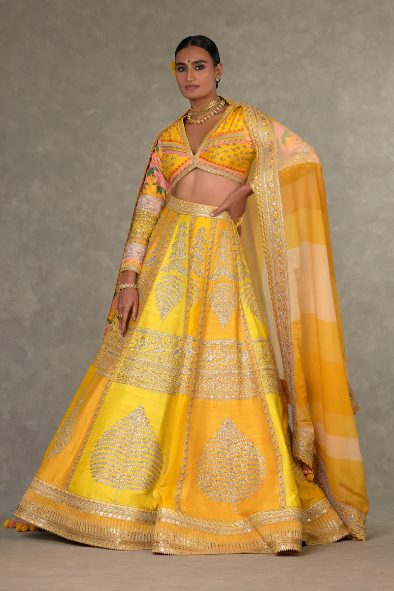 Yellow Sorbet Paan-Patti Lehenga - Image 4